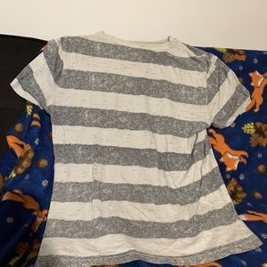 Toms gray and white stripes shirt